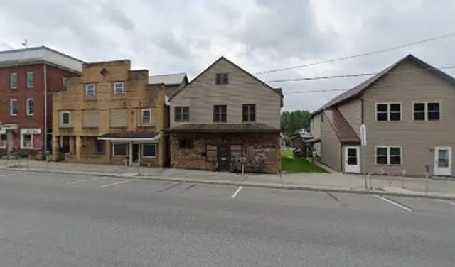 Diamond in the Rough Beauty Salon