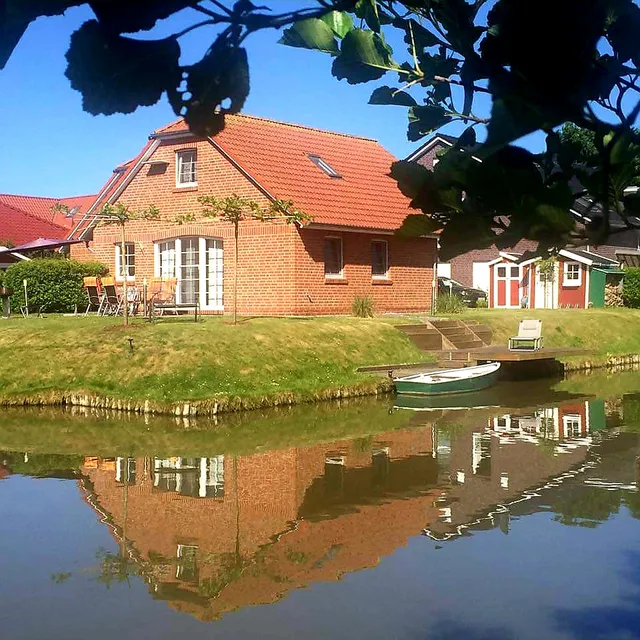 Friesenhaus Greetsieler Grachten