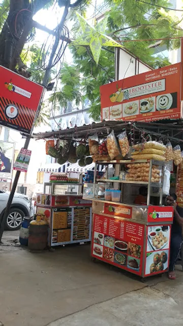 Sandwich Square in Mylapore