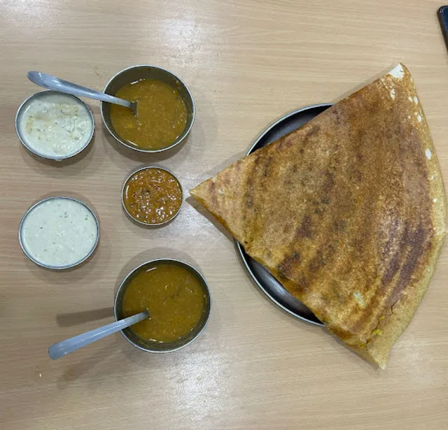 Shri TIRUPATHI SOUTH INDIAN FAST FOOD