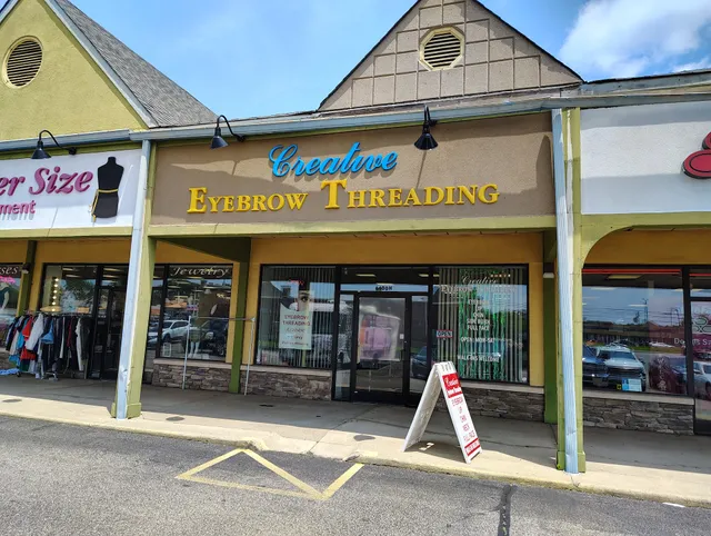 Diplomat Village Shopping Center