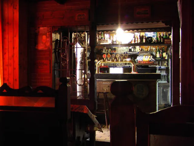 Pizzeria Birreria Dino Cosy Hole