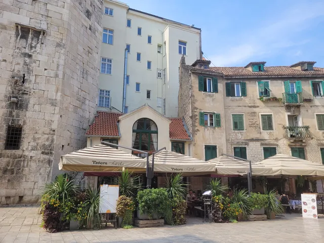 Palace of Dreams Rooms