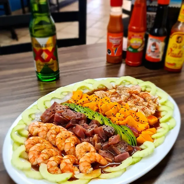 La Playita Regia / La Cevichería del Fracc.