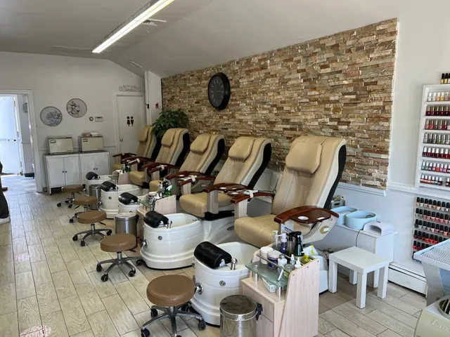 Harbor Nails & Spa