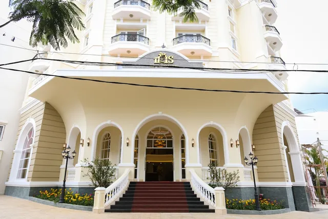 Iris Dalat Hotel
