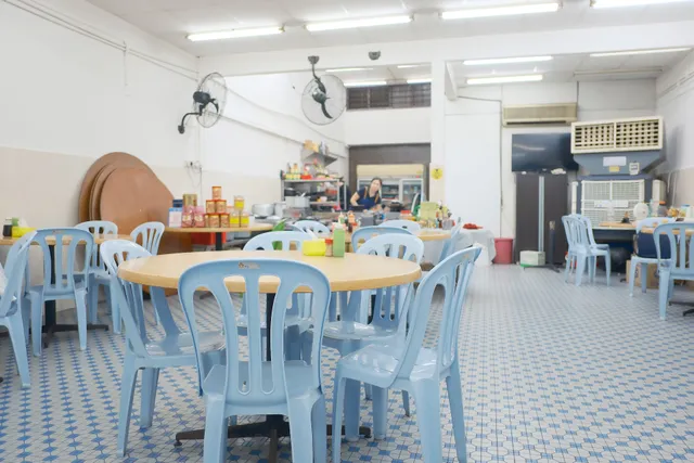 中山瓷煲肉骨茶 Chong San Bak Kut Teh