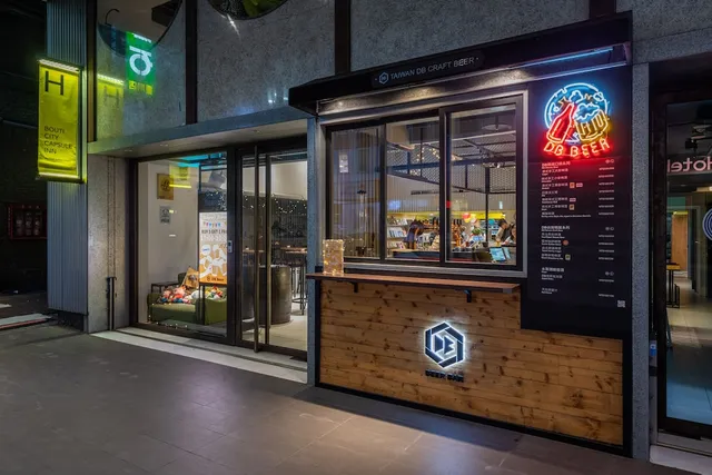 Bouti City Capsule Inn