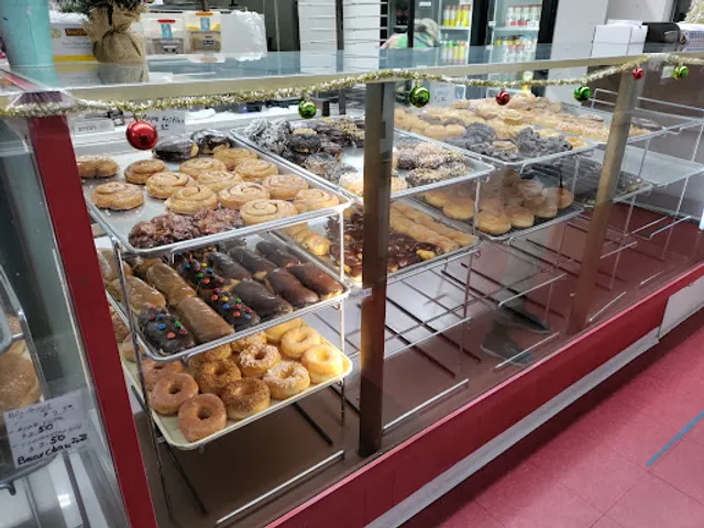 Plaza Donuts