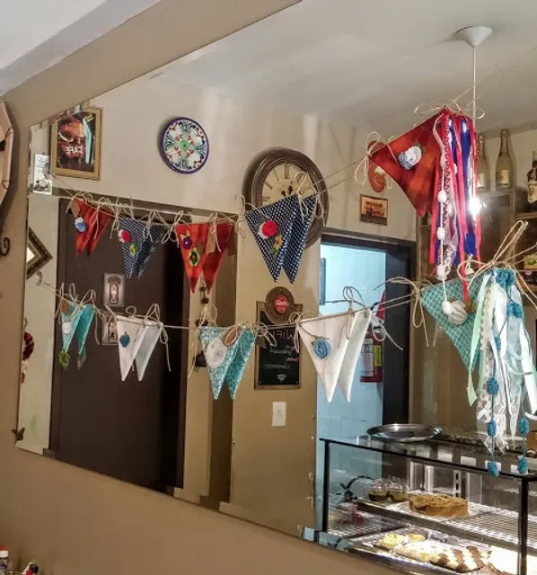 Raízes do Mundo Café e Bistrô