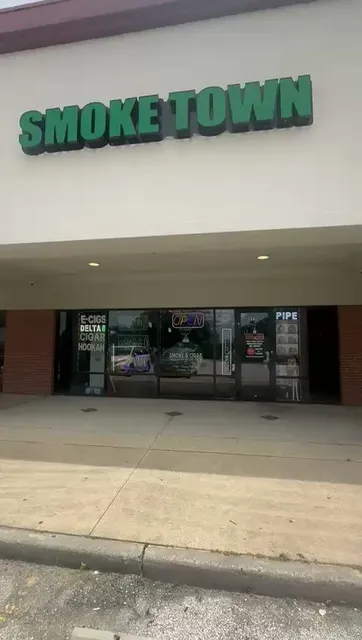 Smoke Town & Cigars - Open 6am to 12am