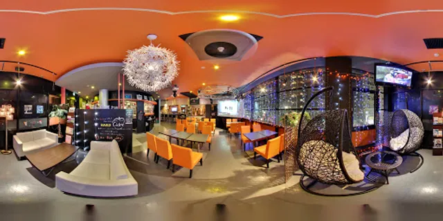 アートレッグカフェ