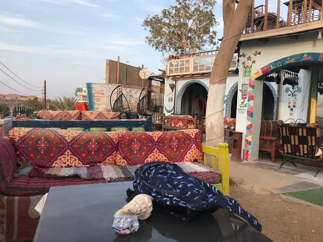 Golden Pharaohs café and restaurant