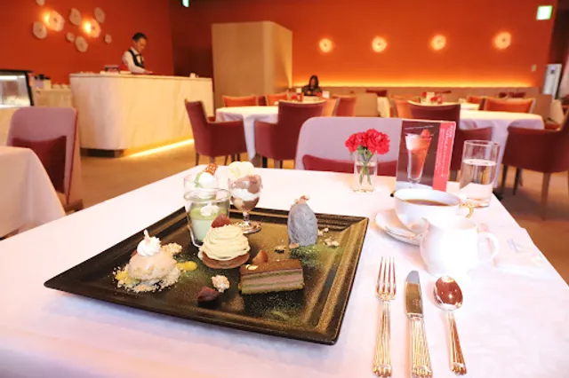 Shiseido Parlour Salon de Café Ginza