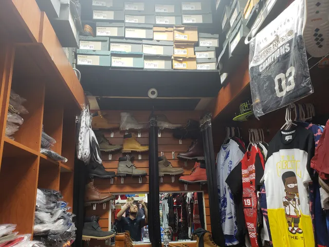 Rainbow City Food Store