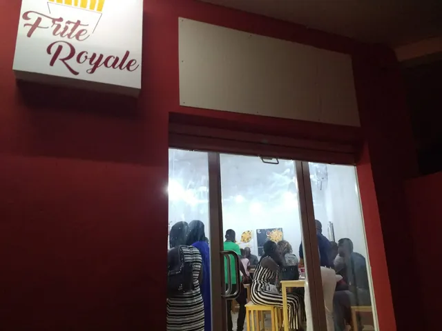 Frite Royale Dakar