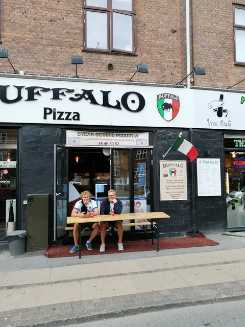 Buffalo Pizza