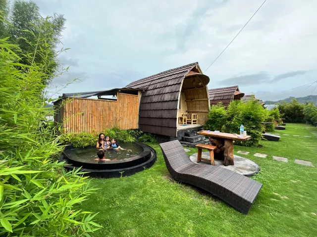 Tegal Bamboo Cottages and Private Hot Spring