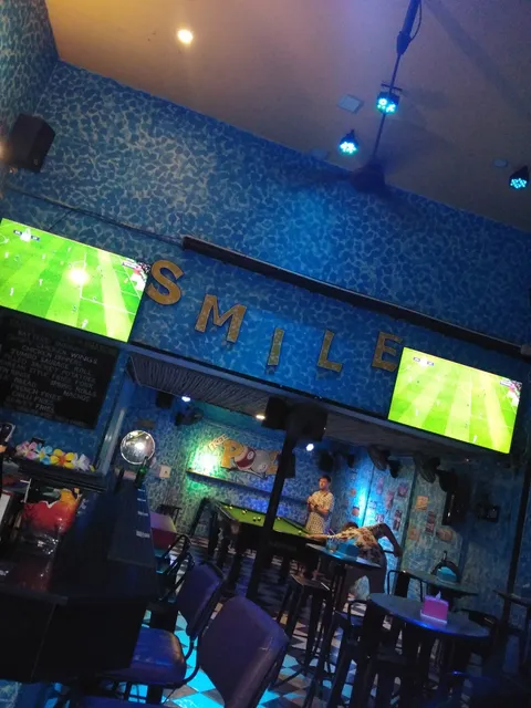 Smile Bar Central Point Ao Nang Beach Krabi
