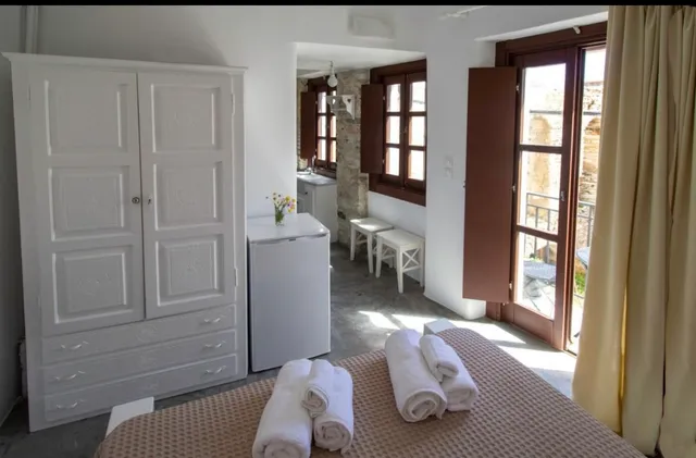 Platsa's House Apiranthos Naxos