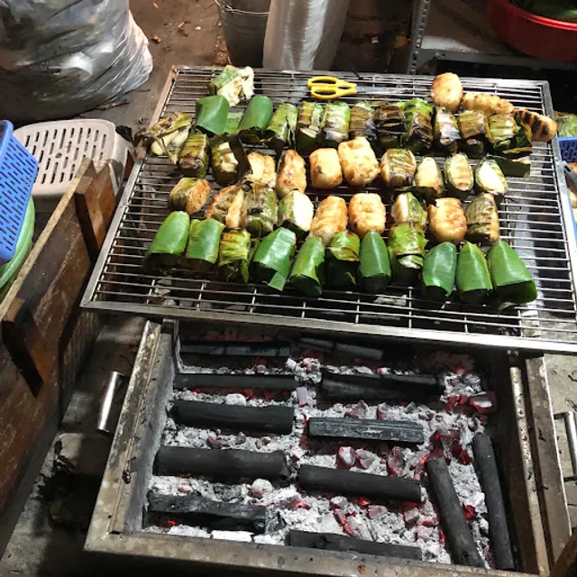 Chuối nếp nướng Võ Văn Tần