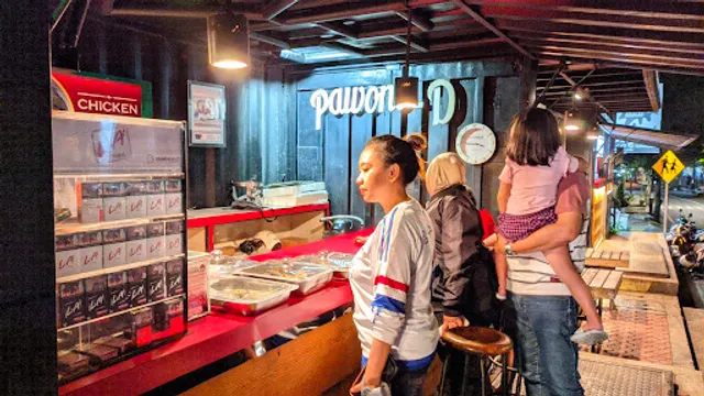 Container Cafe Laki - Laki