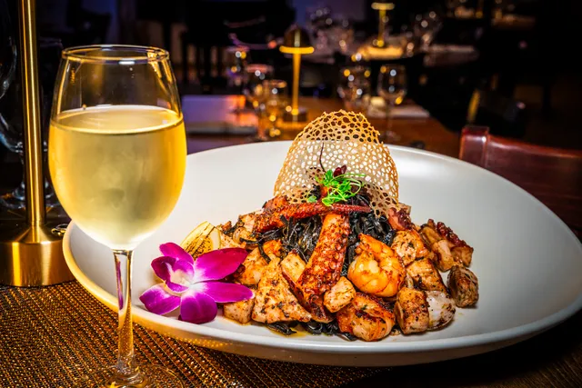 1910 Restaurant & Bar Miami Lakes