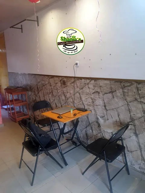 Shania's Cafe Restaurant