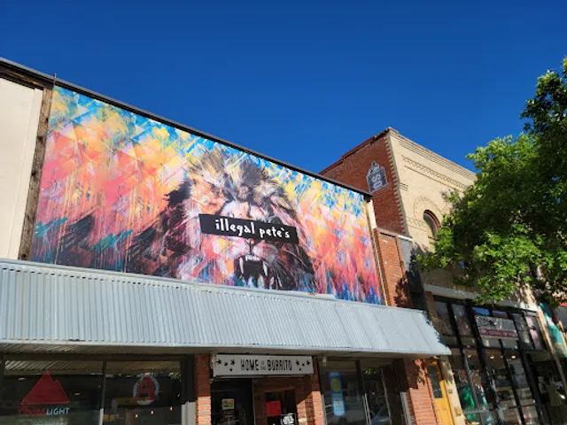 Illegal Pete's on The Hill