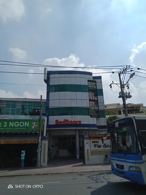 OYO 188 Van Giao Hotel