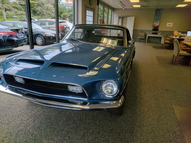 Dowling Toyota of Litchfield