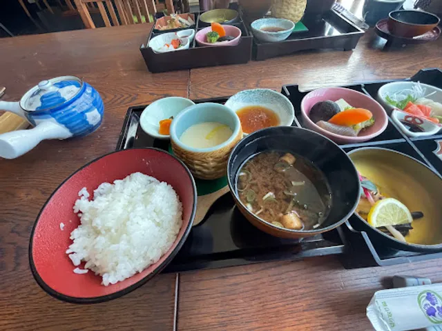 日本料理 荒磯 天満屋店