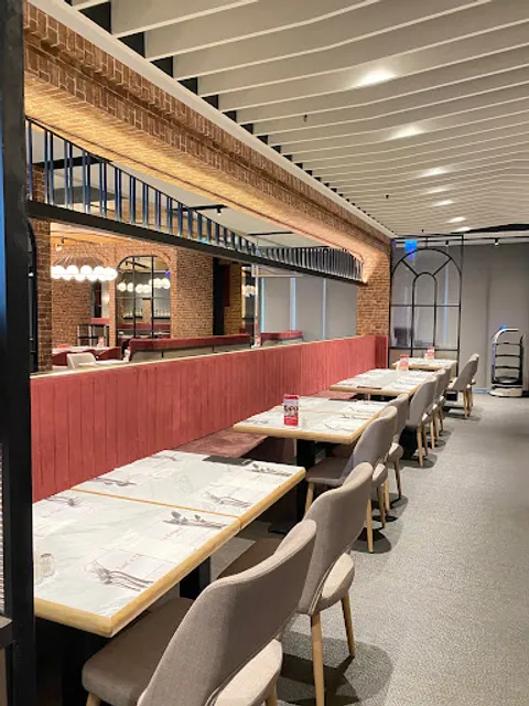 TASTy Zhonghe Bannan Branch