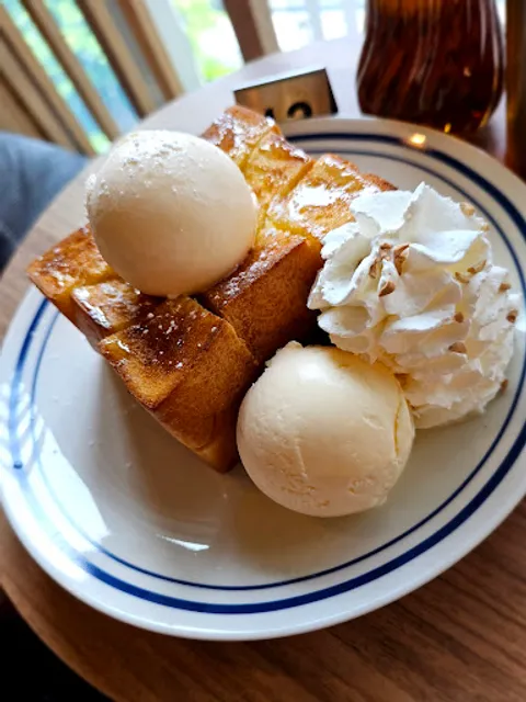 After You Dessert Cafe - The Unicorn Phyathai