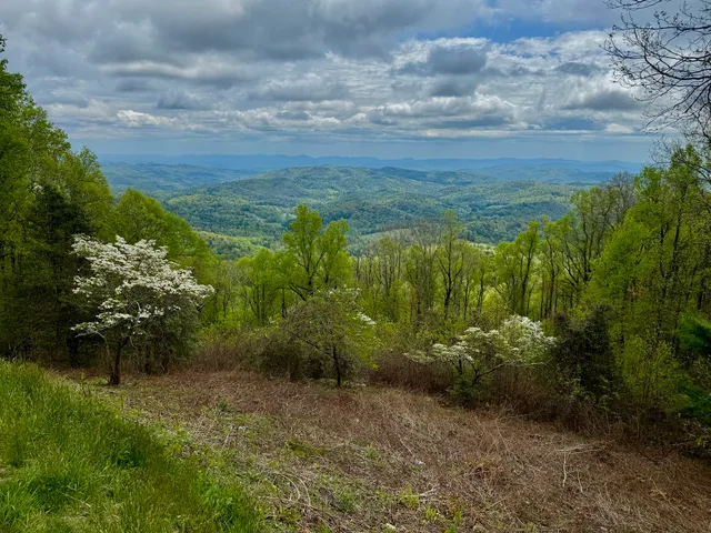 Start of Blue Ridge Parkway in North Carolina
