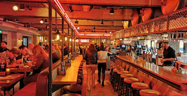 Roadhouse Arnhem Bar & Kitchen