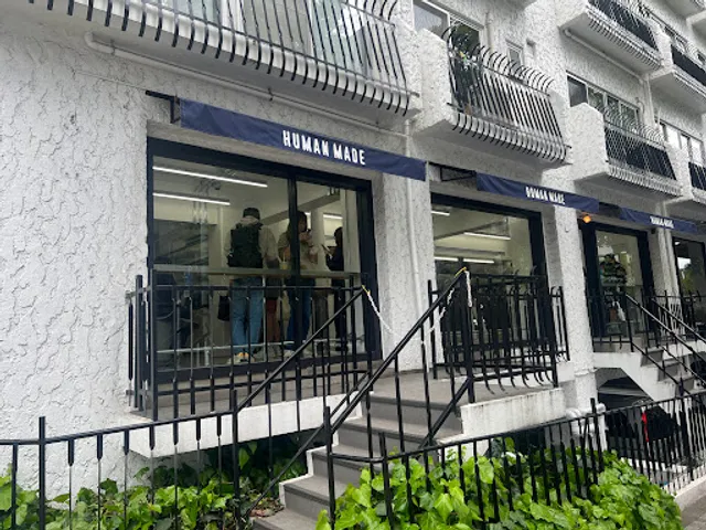 HUMAN MADE Cafe by Blue Bottle Coffee