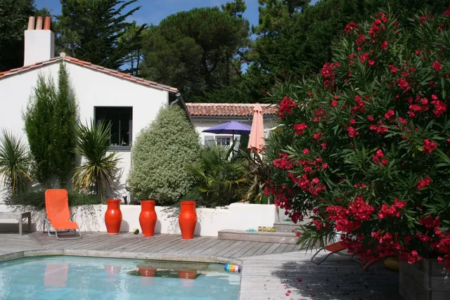 Chambres d'Hôtes Île de Ré - Trésor des Dunes: Location vacances de charme avec piscine proche plage à l'Île-de-Ré en Charente-Maritime 17