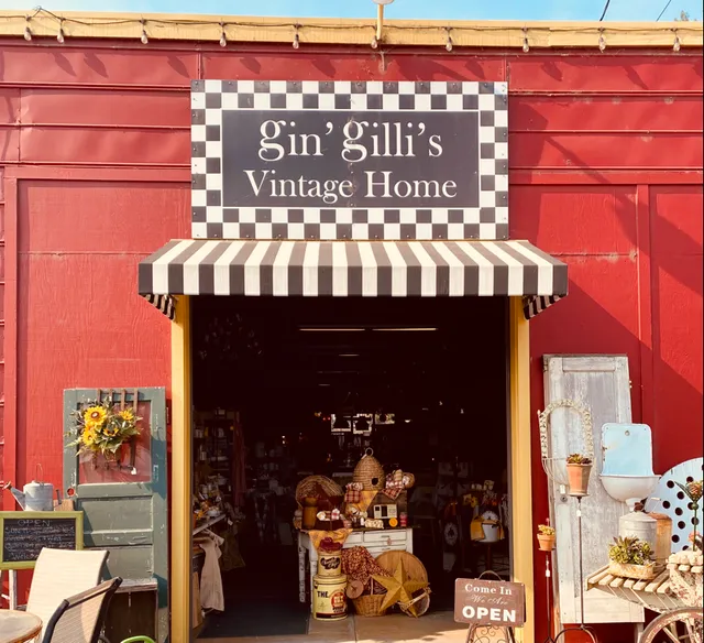 Gin'gilli's Vintage Home