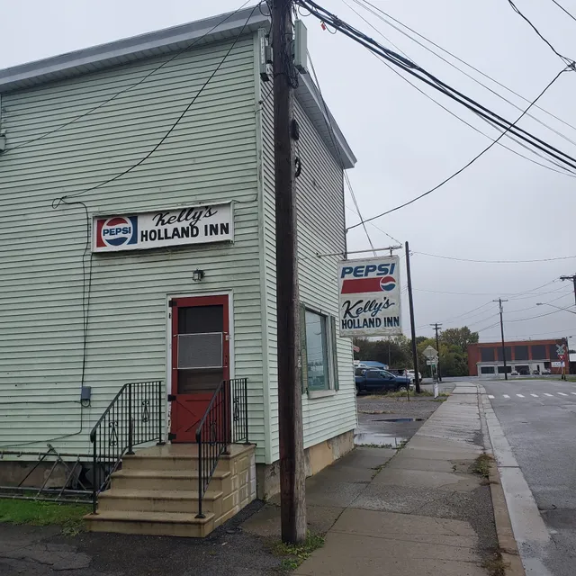 Kelly's Holland Inn