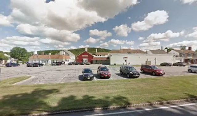 Alloro Italian Bakery