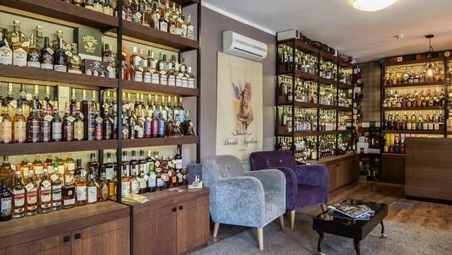 The Whisky Shop & Bar by Duoklė Angelams