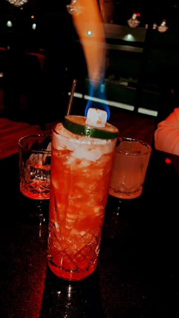 Flor Kitchen & Cocktails