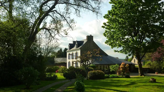 Les Hortensias : Chambres d'Hôtes à Kernec
