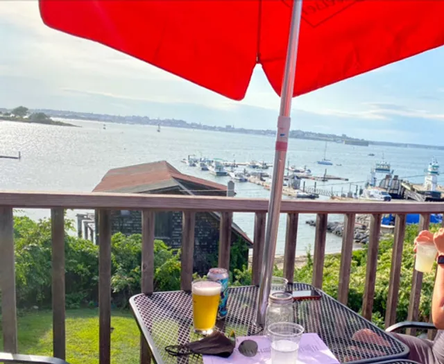 The Cockeyed Gull Restaurant