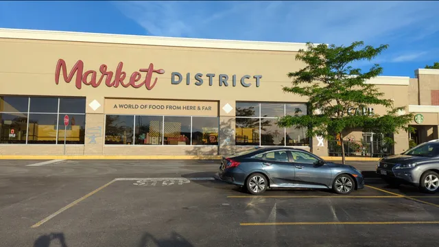 Giant Eagle Market District