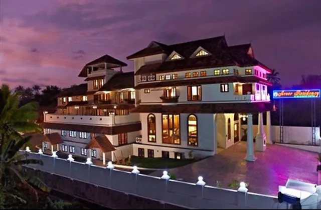 Hotel Aroor Residency
