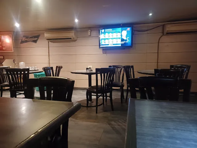 Status Family Rest-O-Bar