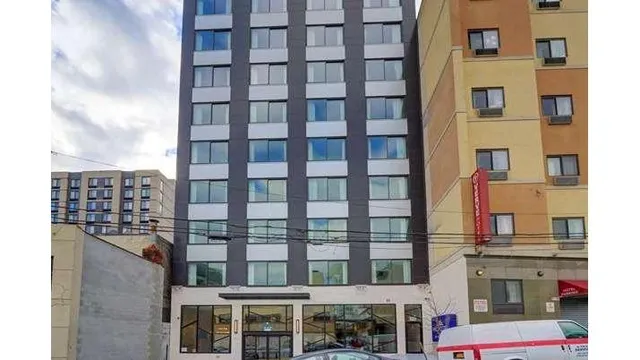 Microtel Inn by Wyndham Long Island City