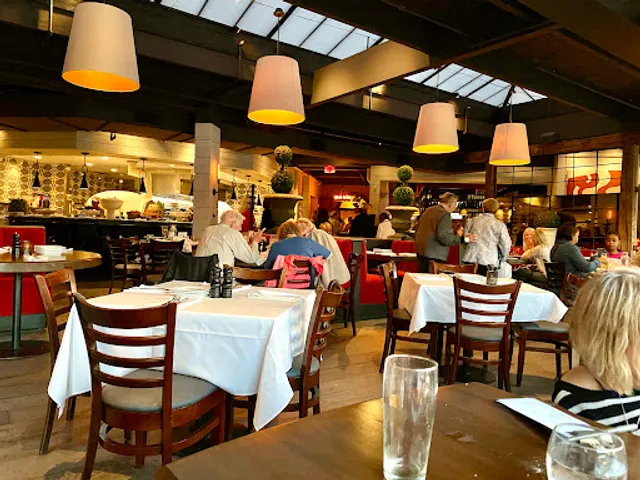 Bar Italia Beachwood